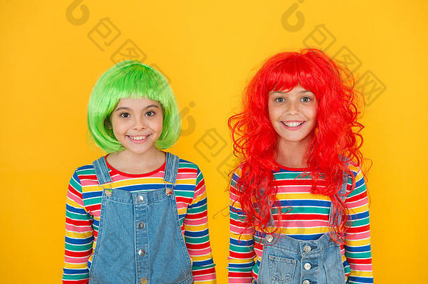 姐妹有趣的色素染料头发自由表达式幻想头发趋势<strong>半永久</strong>颜色奶油彩色的剪辑头发扩展改变颜色孩子们女孩充满活力的发型