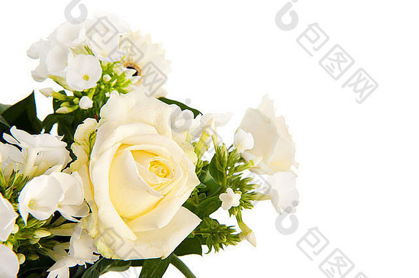 混合花束白色花孤立的白色背景