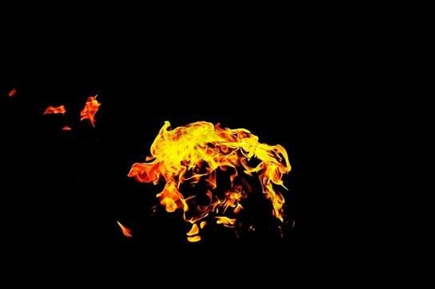 火火焰黑色的背景孤立的燃烧气体汽油伯恩斯火火焰燃烧的燃烧火花特写镜头火模式地狱