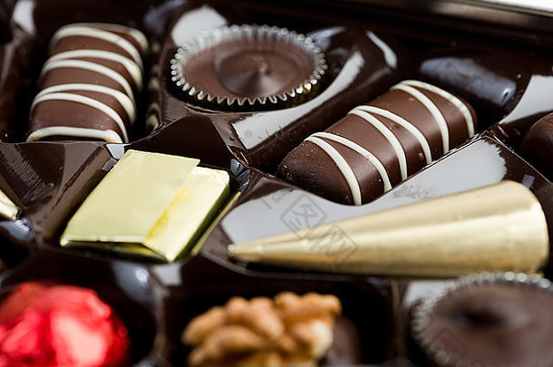 盒子各种各样的巧克力情人节一天