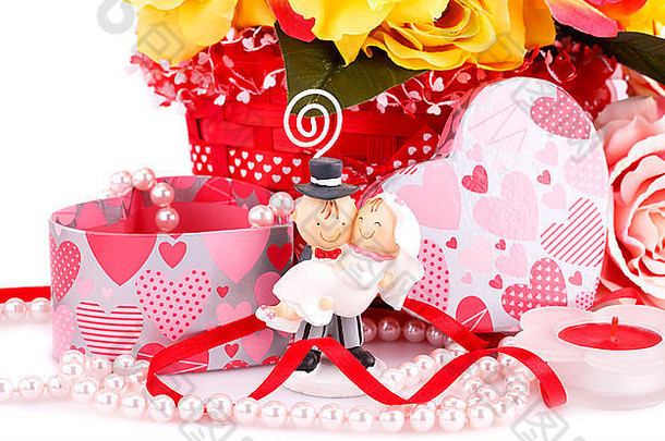 色彩斑斓的玫瑰新娘未婚夫礼物盒子关闭图片