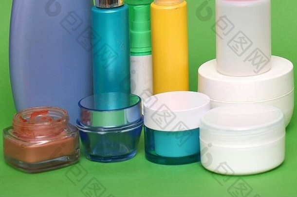 玻璃塑料色彩斑斓的瓶化妆品美产品
