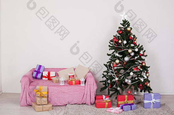 一年圣诞节装饰圣诞节树沙发礼物