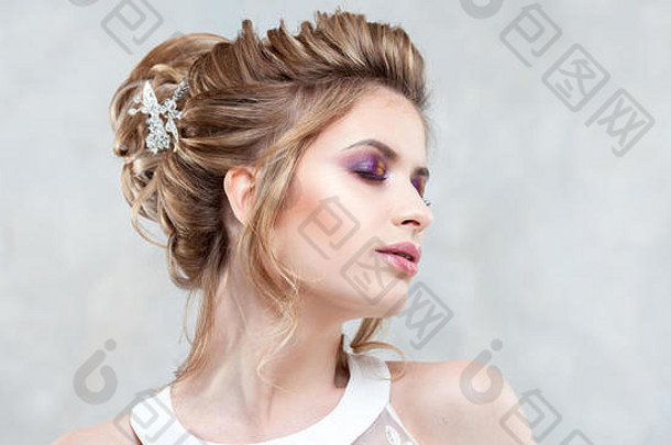 婚礼发型风格化妆庆祝活动肖像年轻的美丽的新娘