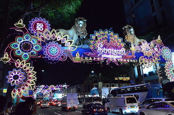 街光显示东京迪斯尼乐园一年庆祝活动