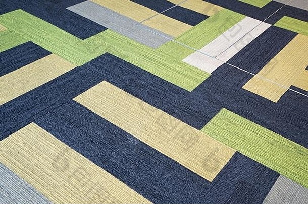 细节色彩斑斓的地板上地毯