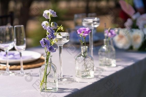 装饰装饰节日<strong>表</strong>格玻璃花瓶新鲜的花装饰假期开放空气