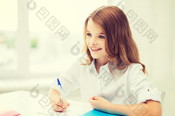 学生女孩写作笔记本学校