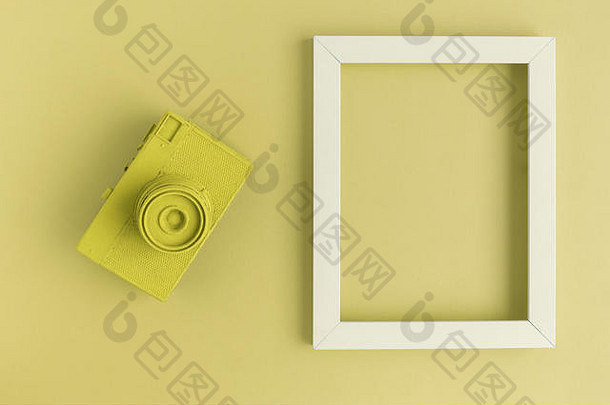 复古的电影照片相机彩色的黄色的照片框架最小的摘要有创意的概念的地方照片添加