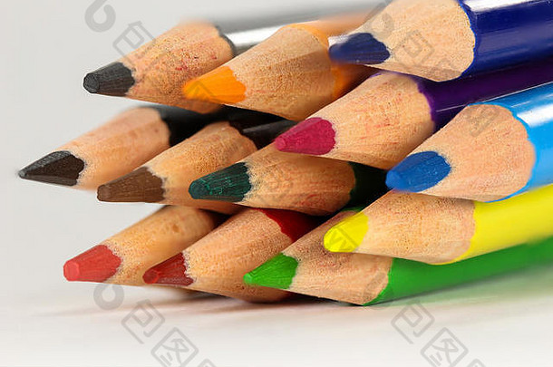 彩色的铅笔宏特写镜头彩色的铅笔相关的教育艺术绘画图纸