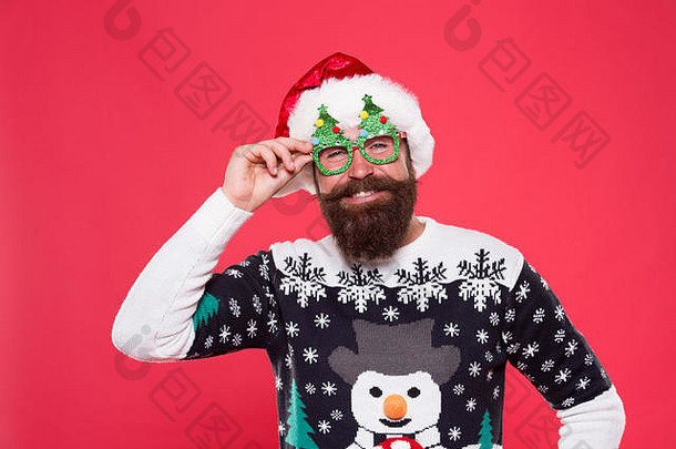 圣诞老人一对配件快乐圣诞老人穿花俏的眼镜有胡子的男人。圣诞节树聚会，派对配件节日服装配件假期配件圣诞节一年