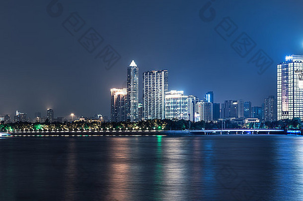 城市晚上视图广州