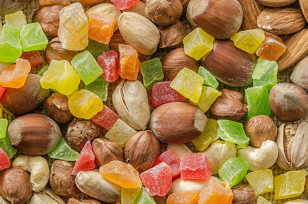 集团坚果蜜饯水果孤立的装袋