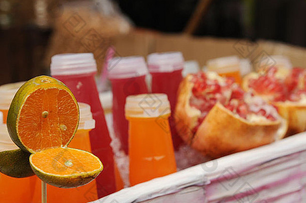 新鲜挤压柑橘类橙色汁曼谷市场