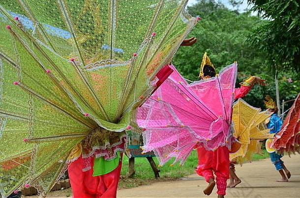 孩子们山显示K跳舞文化传统山人旅行者pangmapa学校