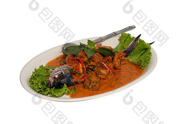 Chu)谁解放军泰国炸鱼红色的咖喱酱汁减少白色背景表面