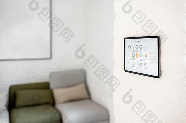 触摸屏幕面板推出了聪明的首页软件安装墙生活房间
