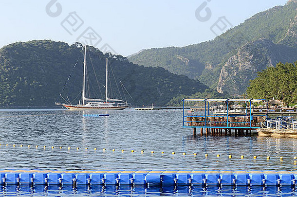 游艇码头户外餐厅地中海土耳其度假胜地马尔马里斯火鸡