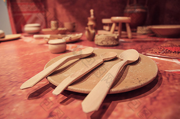 古董木混合勺子烹饪餐具表格