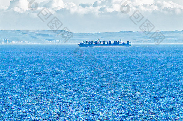 海洋容器船加载容器甲板航行海