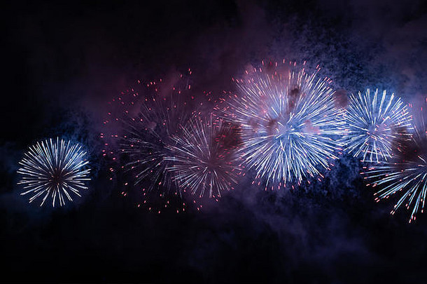 色彩斑斓的烟花散景背景复制空间一年庆祝活动摘要假期背景