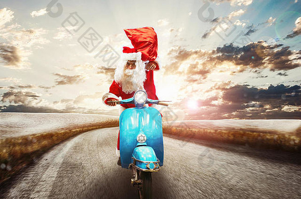 快圣诞老人老人摩托车