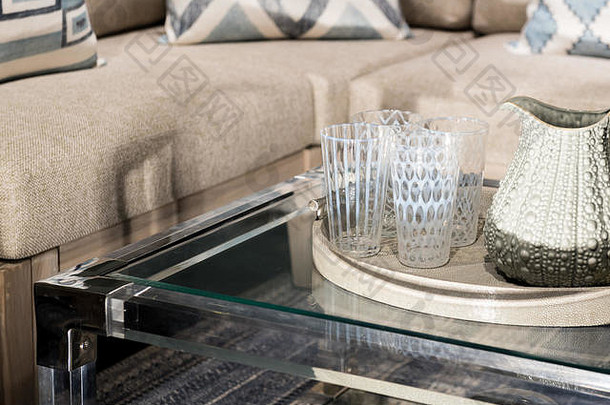 玻璃咖啡表格沙发有图案的眼镜变形壶