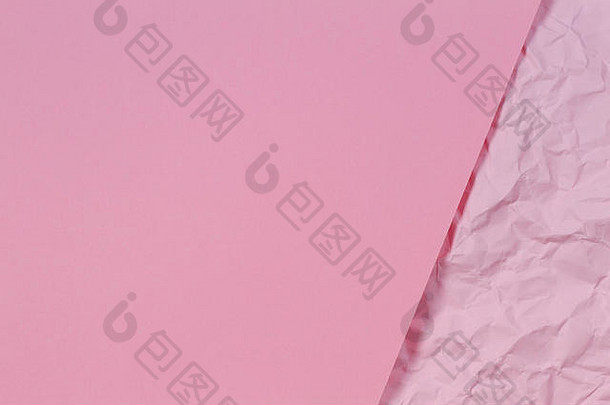 柔和的粉红色的空白纸表粉红色的皱巴巴的皱纹纸纸纹理背景