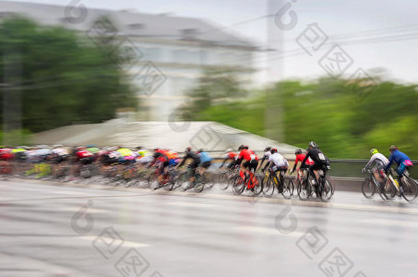大集团色彩斑斓的赛车骑自行车的人城市街一天摘要体育运动运动模糊背景复制空间体育运动健康的生活方式概念
