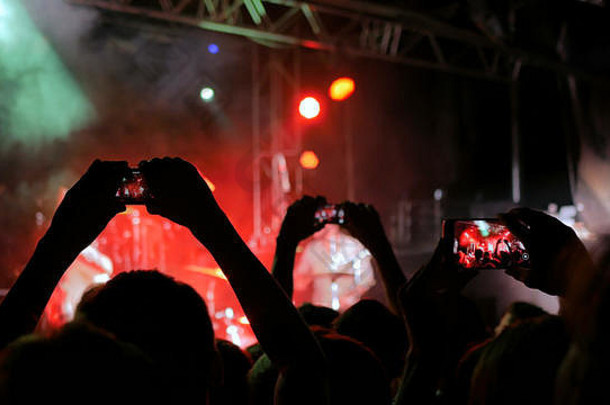 手轮廓记录视频生活音乐音乐会智能手机
