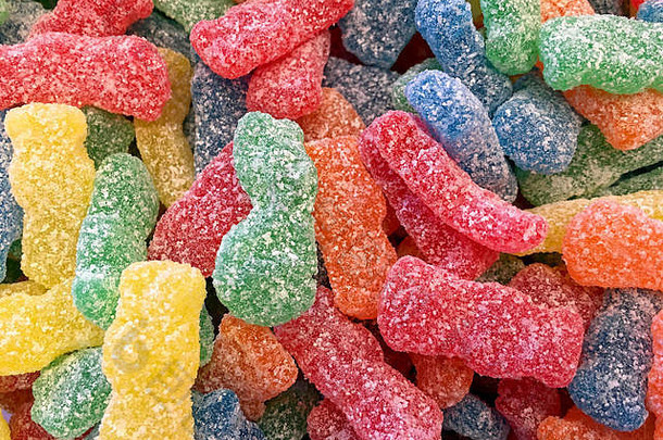 明亮的糖涂层水果零食糖果覆盖粒状糖