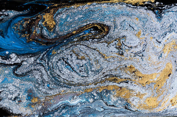 大理石摘要丙烯酸背景自然蓝色的大理石花纹艺术作品纹理黄金银闪闪发光的