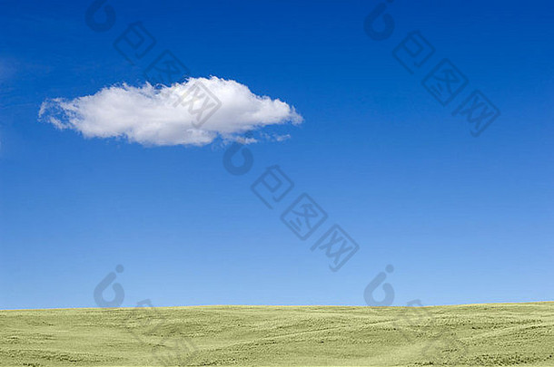 充满活力的图像贫瘠的远程兰德萨佩风景区域秘鲁白色云天空