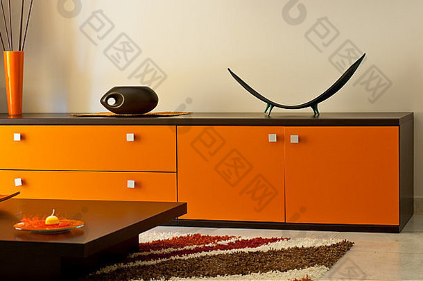 照片橙色休息室房间