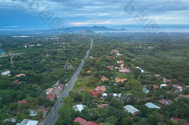 路马那瓜城市尼加拉瓜高速公路中央美国景观空中视图