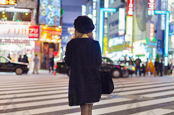 孤独的女人新宿东京日本
