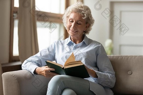 成熟的女人放松首页阅读纸书