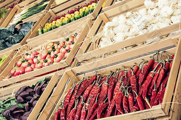 蔬菜木容器农村市场绿色杂货店