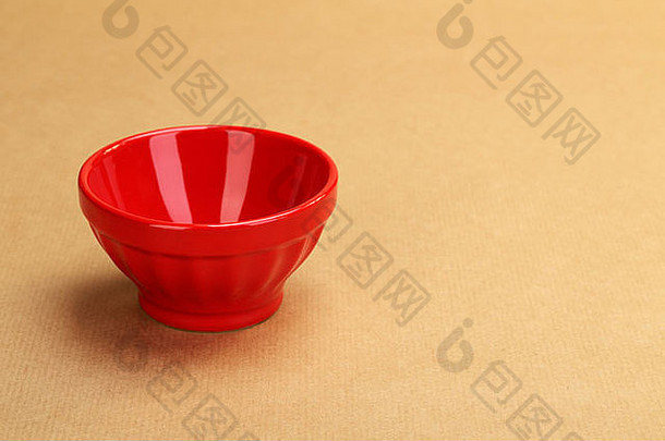 空红色的<strong>陶瓷</strong>碗背景包装纸