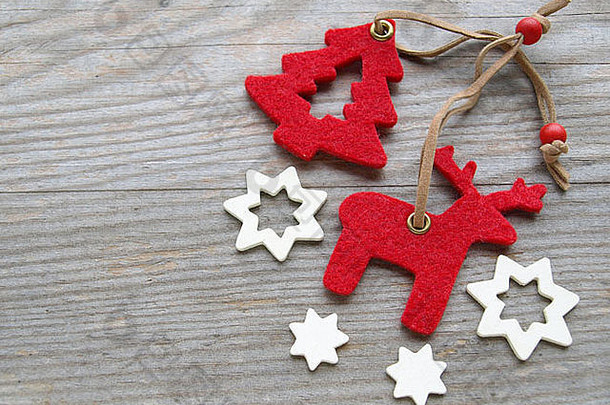 红色的驯鹿圣诞节树星星木死记硬背食利者克里斯特鲍姆和斯特恩在霍尔兹