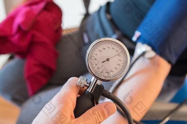 模拟血压计前景检测人类高血压力高血压概念预防概念
