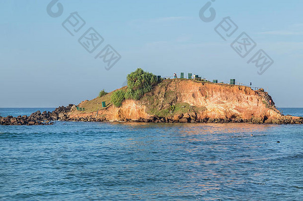 大岩石的观点国weligama湾斯里兰卡斯里兰卡