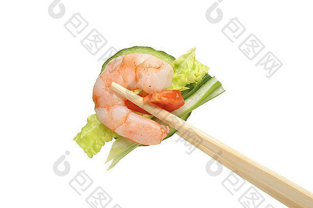 虾沙拉筷子孤立的白色