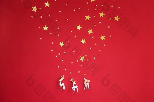 装饰圣诞节装饰鹿红色的背景黄金星星闪光