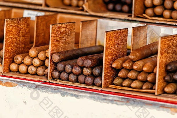 古巴雪茄盒子关键西美国木背景烟草传统的手工制作的制造吸烟<strong>坏习惯</strong>