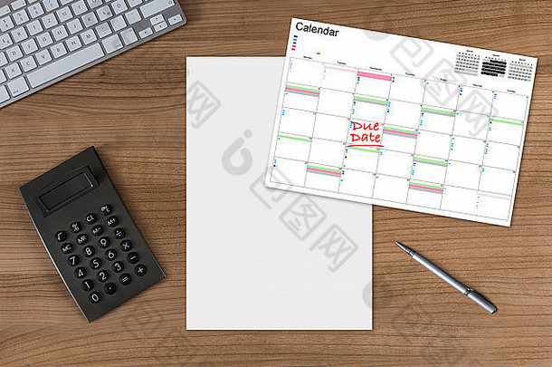 日历单词由于日期白色表木表格计算器现代键盘银笔