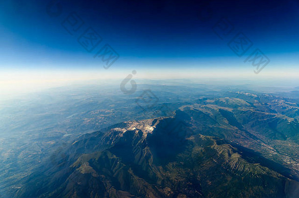高高度照片地球地球地平线