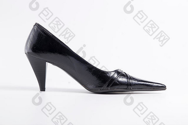 女黑色的鞋白色背景孤立的产品前视图工作室