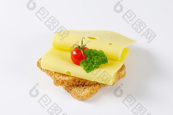 片粮食面包emmenthaler奶酪