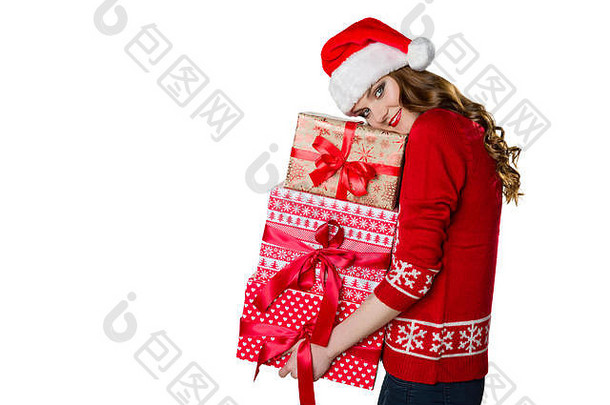华丽的女孩持有漂亮的包装礼物圣诞节概念白色背景